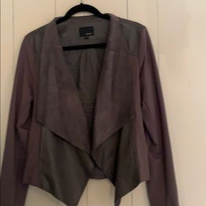 Faux leather/suede knit jacket in gray size L.
